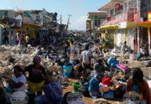 Десетки жертви и щети за милиарди след урагана Мелиса