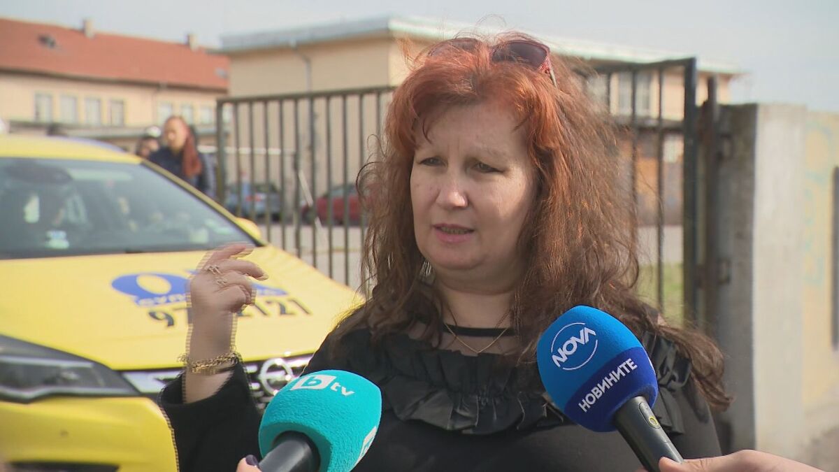 Лидия Ярнова директорката на 94 о СУ Димитър Страшимиров в което