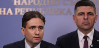 Мирчев: Охраната на Пеевски да бъде свалена веднага