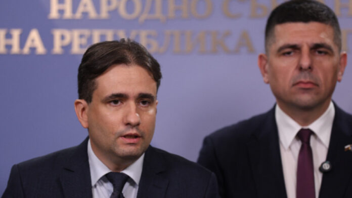 24b83ec497dbacab11f25c69334b6b61