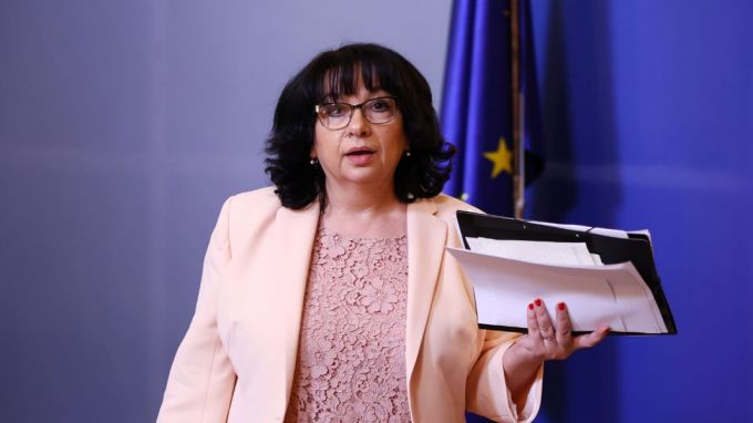 Финансовият министър Теменужка Петкова каза в парламента че проектът на