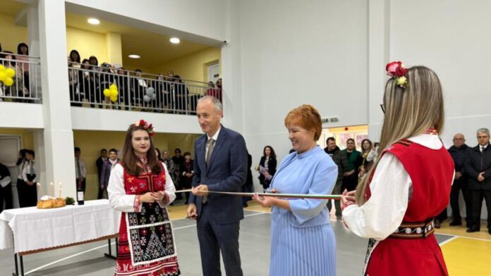 4a291d1b-6150-4f7b-9048-3ecd7fdb690a