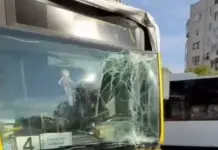 Два автобуса на градския транспорт се удариха челно в Пловдив. Има пострадали