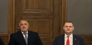 Политическо признание на деня: Безстрашната лОвена мачка Бойко Борисов премости