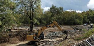 Призовават застрашените от наводнение в Царево да напуснат домовете си до четвъртък