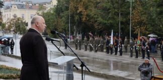 Премиерът Желязков пред курсанти в Шумен: Повишаването на заплатите на военнослужещите ще продължи