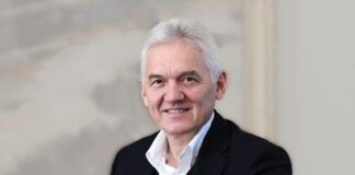 Приятел на Путин е истинският купувач на „Лукойл“