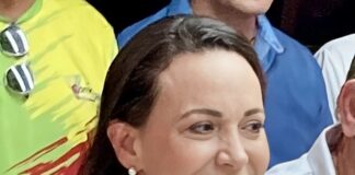 Носител на Нобеловата награда за мир е лидерката на опозицията във Венецуела Мария Корина Мачадо