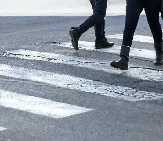 Кола блъсна дете на пешеходна пътека в Дупница