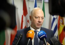 Желязков: Имаме месец да решим как да подходим към „Лукойл Нефтохим“ след американските санкции