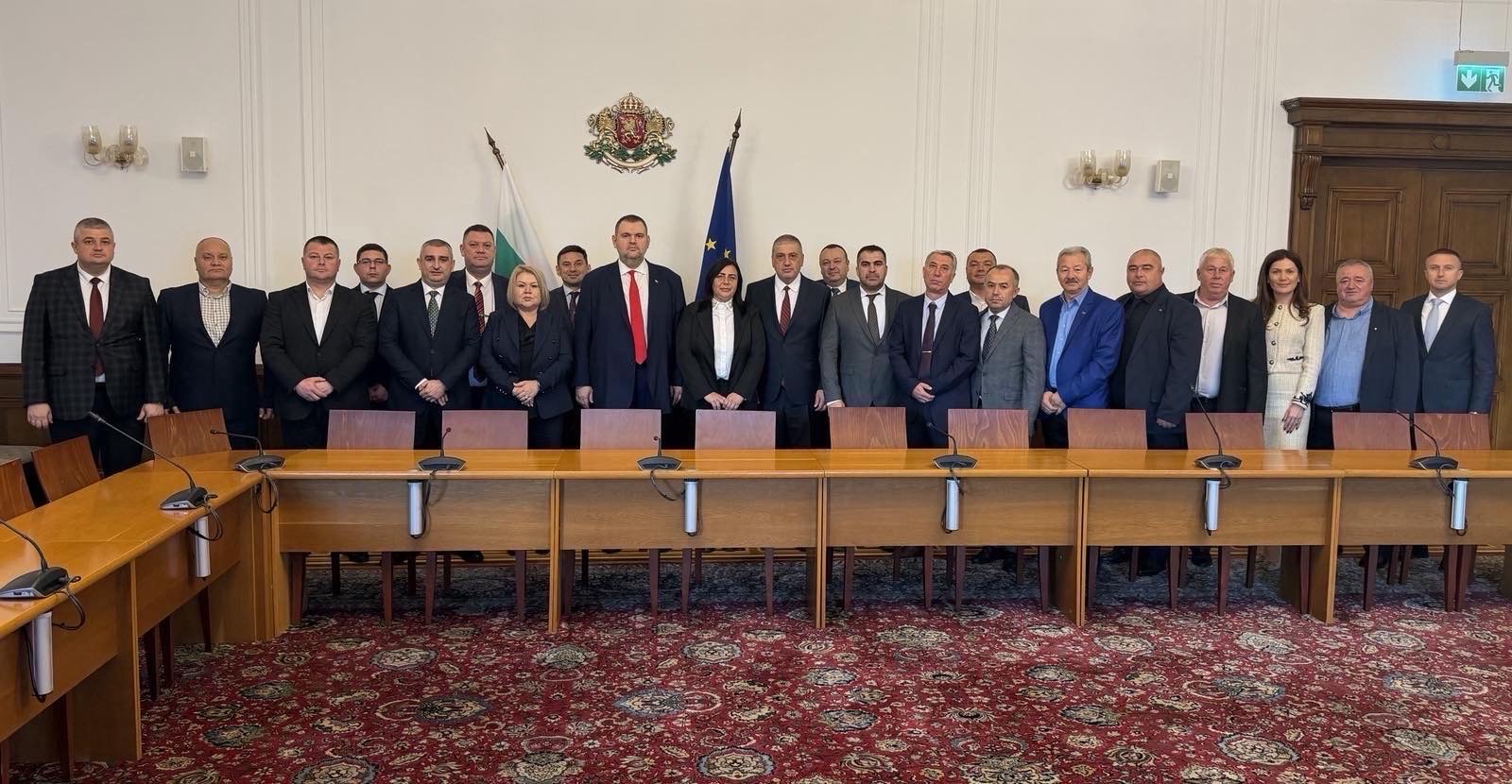 Лидерът на ДПС и ПГ на ДПС–Ново начало Делян Пеевски