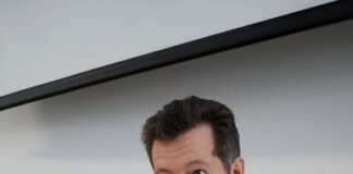 Спецов освободи Евгени Маняхин като председател на управителния съвет на „Лукойл“