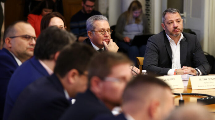 79ad26f116eb8b7013697c41c6d760fc