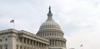 Сенатът на САЩ размрази финансирането на правителството