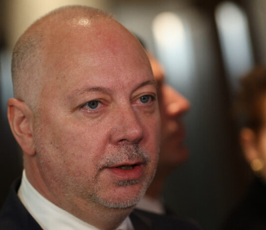 Желязков: Оттегленият бюджет беше възможен за мнозинството, настоящият – приемлив за социалните партньори