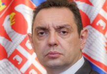 Бивш сръбски вицепремиер: Българските окупатори да мълчат и да палят свещи