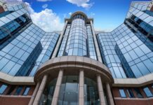 Би Би Си се извини на Тръмп, но няма да плати обезщетение