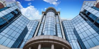 Би Би Си се извини на Тръмп, но няма да плати обезщетение