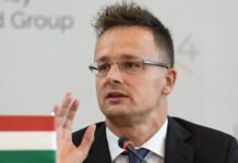 Петер Сиярто: Унгарски компании може да проявят интерес към активите на „Лукойл“ в България