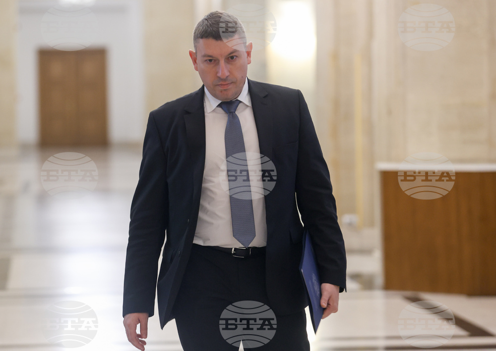 Парламентарната комисия по вътрешна сигурност и обществен ред изслуша единствения