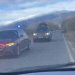 Кортеж на гост на президента Радев кара в насрещното, избутва колите от пътя (Видео)