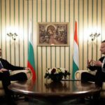 Радев уговаря на тайна среща със Сиярто продажбата на „Лукойл“ на унгарска фирма. Ще се прави на Орбан и Фицо в услуга на Путин