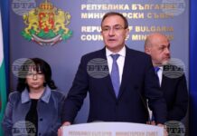 Единодушна подкрепа за проектобюджета на ДОО, има въздържали се за план-сметките на държавата и НЗОК