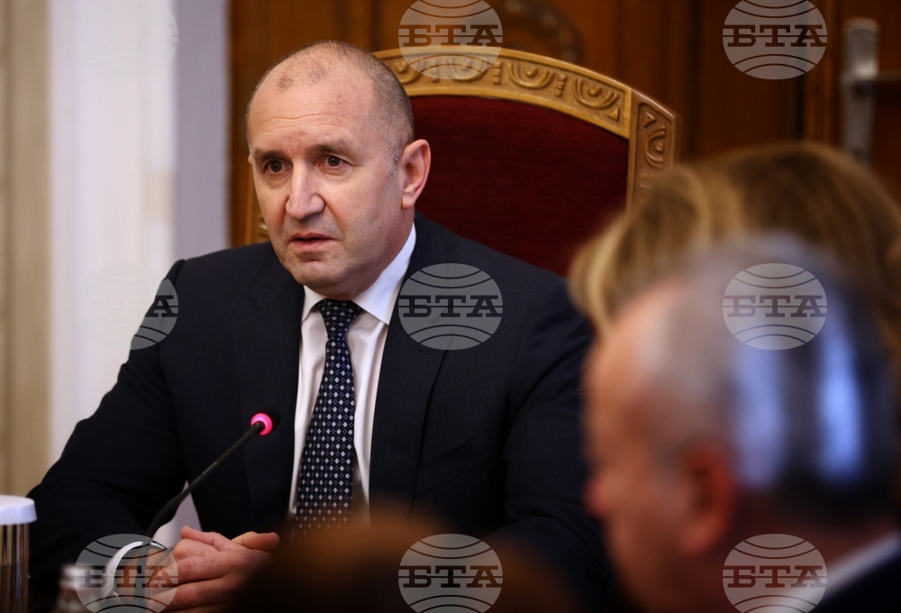 Президентът Радев обяви след последната консултация с Възраждане че ще