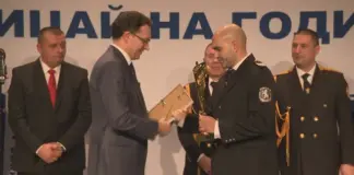 Полицай на годината е служител, спасил жена от удавяне