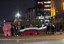 Божанков се гаври с „Копейкин“: На сватбите има повече хора, отколкото на „протестите“ ви