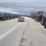 Гръцките фермери отново спряха движението на тирове през пунктовете с България