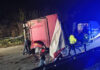 Камион, превозващ пратки, се обърна в Прохода на републиката