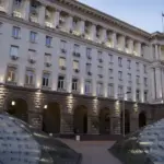 Правителството предлага на НС да одобри проектозакон за удължителен бюджет