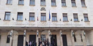 Опашка пред БНБ за стартовите комплекти с български евромонети