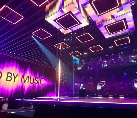 Скандал на Евровизия след допускането на Израел – няколко държави се оттеглиха от конкурса