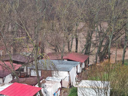 Къмпинг „Арапя“ край Царево е под вода