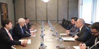 Георг Георгиев и Гроздан Караджов поискаха обяснение от Турция за танкера край Ахтопол