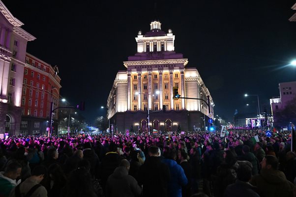 Диляна Ценова Снимка фейсбукДиляна Ценова 24 часа Много рядко политическа
