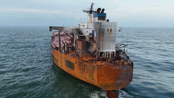 кораб-ахтопол