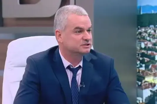 Шефът на Пето РПУ и тримата служители задържани за връзки с наркодилъри