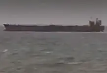 Кораб, плаващ под флага на Гана, е блокиран в Черно море до Ахтопол