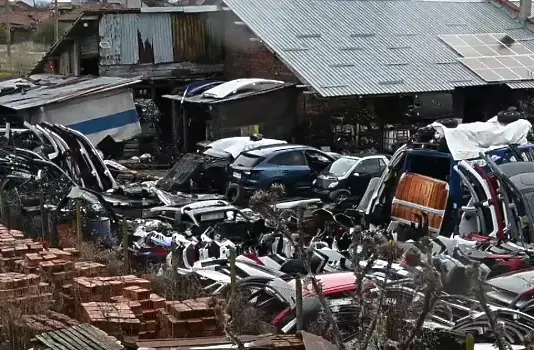 Разкриха две автоморги у нас с коли, обявени за издирване в ЕС