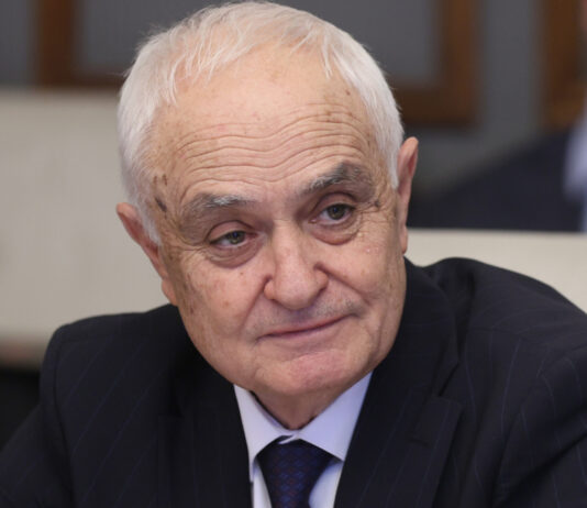 Запрянов: Доставката на вторите осем самолета F-16 ще се забави с година