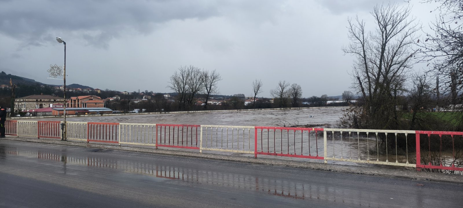 В резултат на валежите през последните дни и най вече