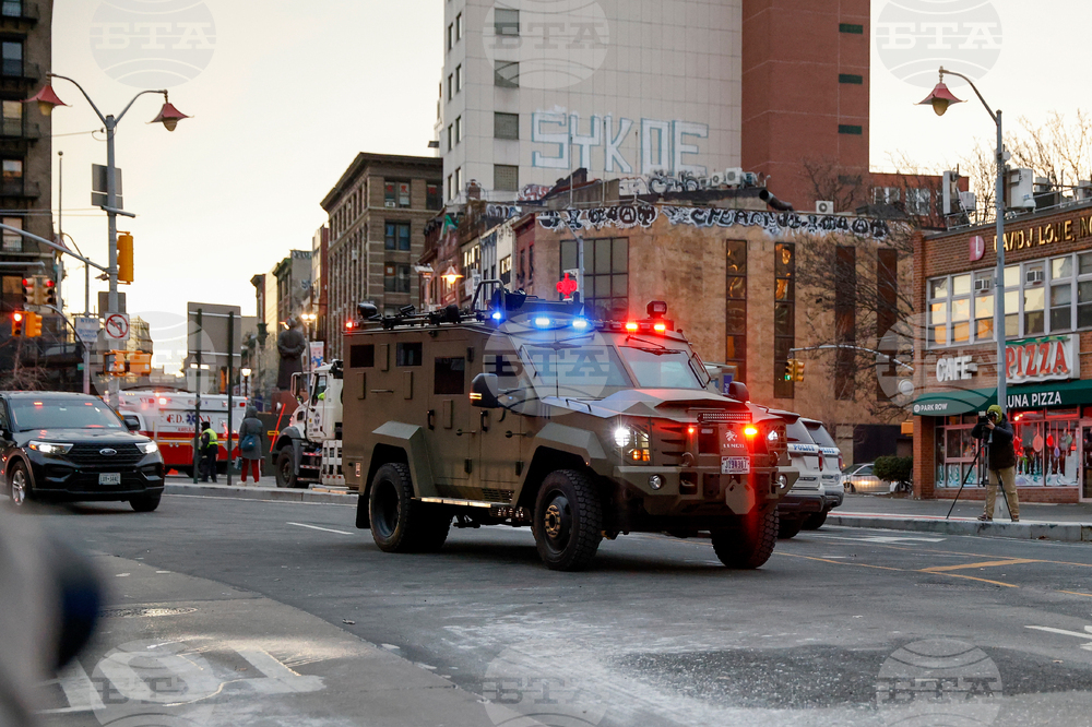 Сваленият венецуелски президент Николас Мадуро пристигна в залата на федерален