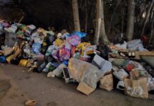 От днес още 6 района в София остават без договори за събиране на боклука