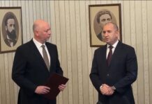 Загубихме близо месец, за да може Радев да си играе на партиен лидер