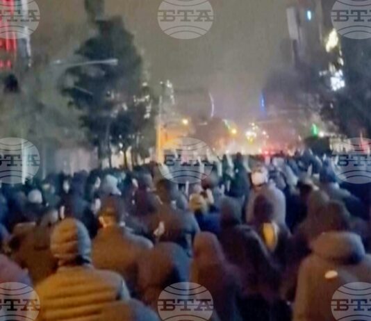 Броят на жертвите в иранските протести достигна 116, обяви активистка агенция