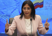 Върховният съд на Венецуела разпореди Делси Родригес да поеме временно президентските функции