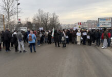 Протест заради кариера за варовици блокира пътя София – Варна